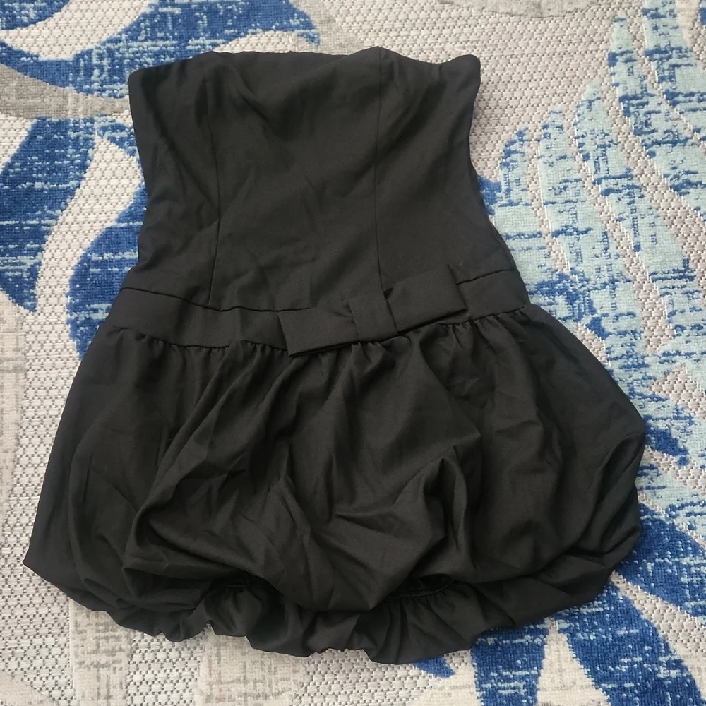 Nwt- Tilly's Juniors Medium Clothing Lot Tees/dress
